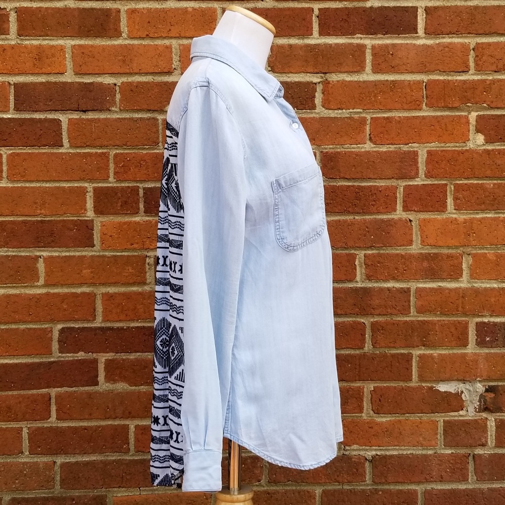 Rails Button-Down Embroidered Chambray Top - Picture 2 of 5
